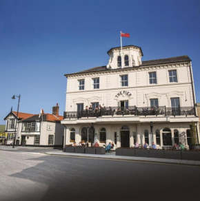 Гостиница The Pier Hotel  Харвич